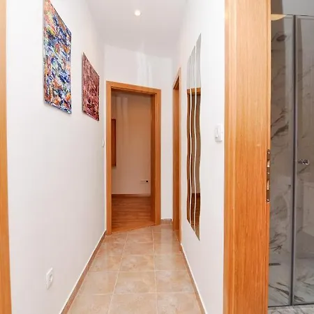 Apartman A2 Beautiful Apt W Magnificent View And Pool Use