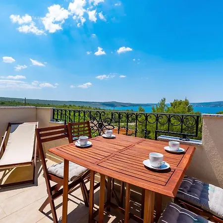 A2 Beautiful Apt W Magnificent View And Pool Use